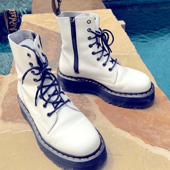 Dr. Martens Jadon Quad White Platform Boots EU 39 US 8 Like New Box - Picture 4 of 11